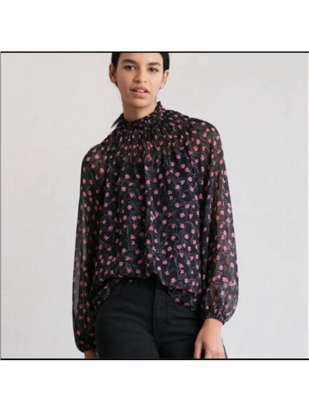 Elizabeth & James Floral Sheer Smocked Top size M - Picture 2 of 6